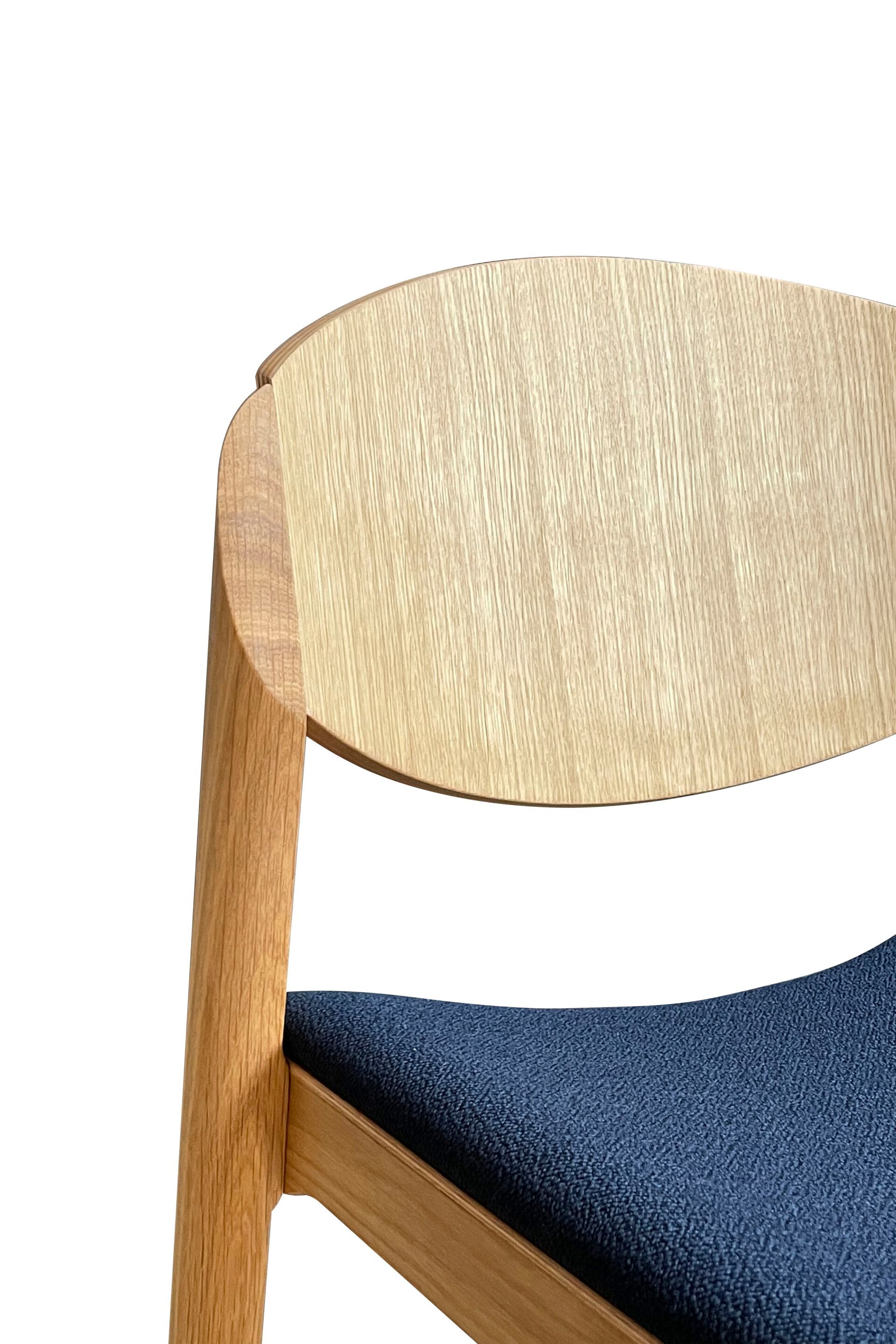 Деревянный штабелируемый стул с мягким сиденьем Established&Sons MAURO CHAIR ARCH-00023638 - Вид №8