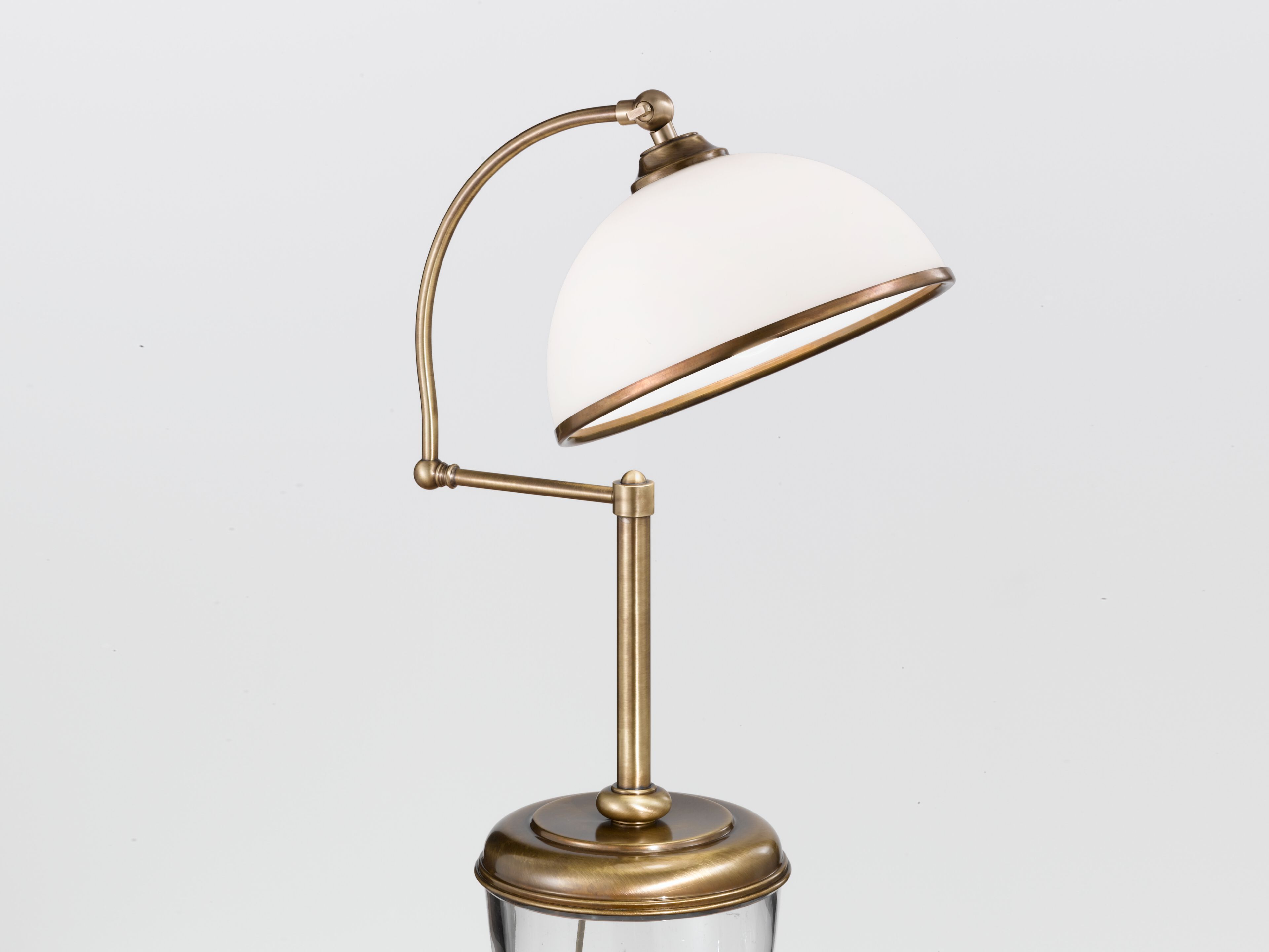 Регулируемая латунная настольная лампа Cremasco Illuminazione Венецианская традиция ARCH-00151510 - Вид №1