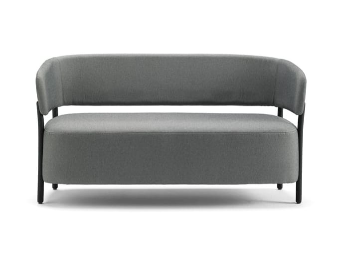 2-местный тканевый диван Blasco&Vila RC Metal ARCH-00026640