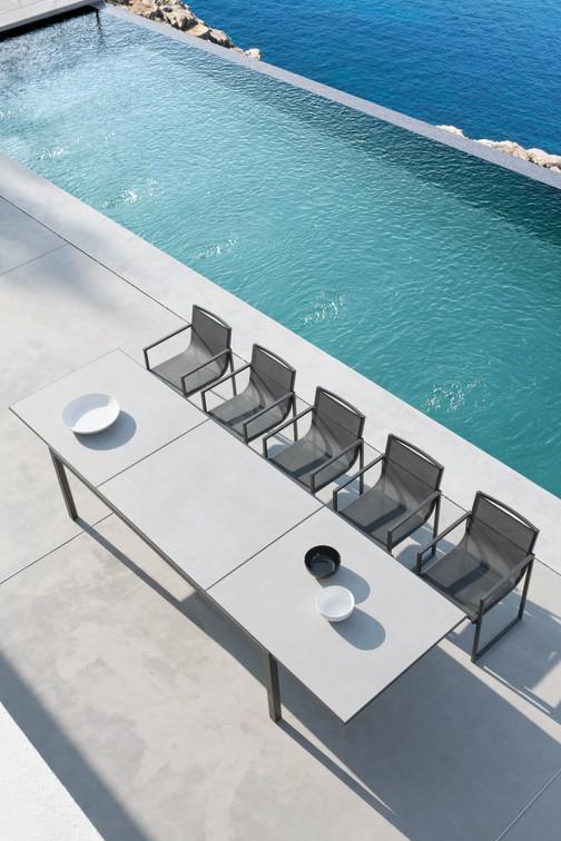 MNST181 Стул белый текстиль белый Manutti Latona - Вид №2