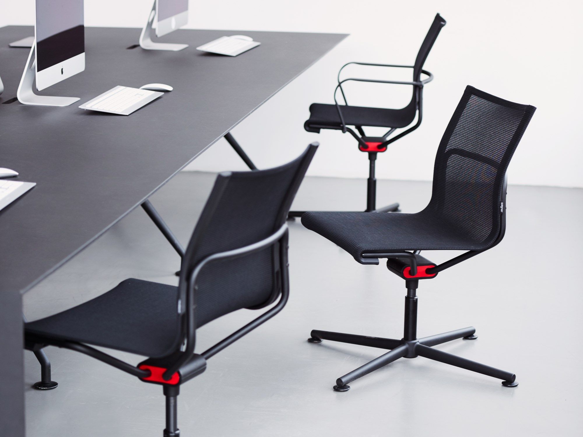 Сетчатое вращающееся офисное кресло Wagner D1 ARCH-00141114 - Вид №3