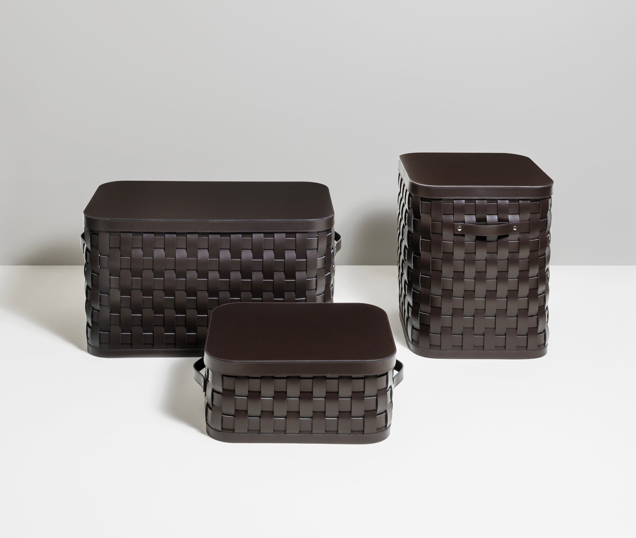 Demetra Small Прямоугольная форма с крышкой - 45X35XH19,5 см / регенерированная кожа_темно-серый Pinetti 00.1182.082.055 - Вид №1