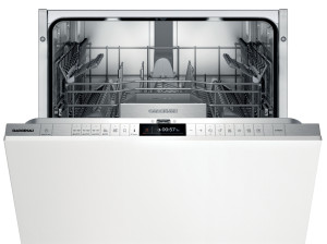 Встроенная посудомоечная машина