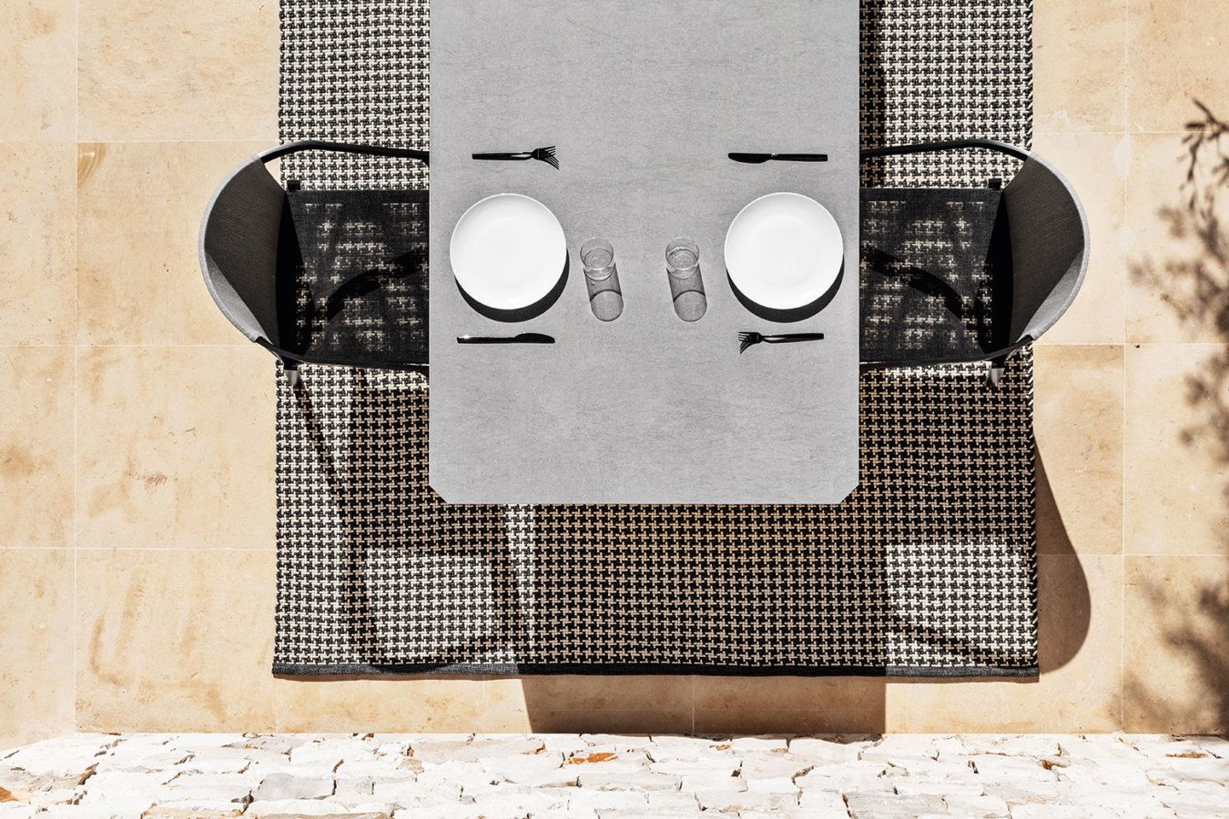 Садовый стол с алюминиевым основанием и керамогранитом MY YOUR Push ARCH-00135608 - Вид №1