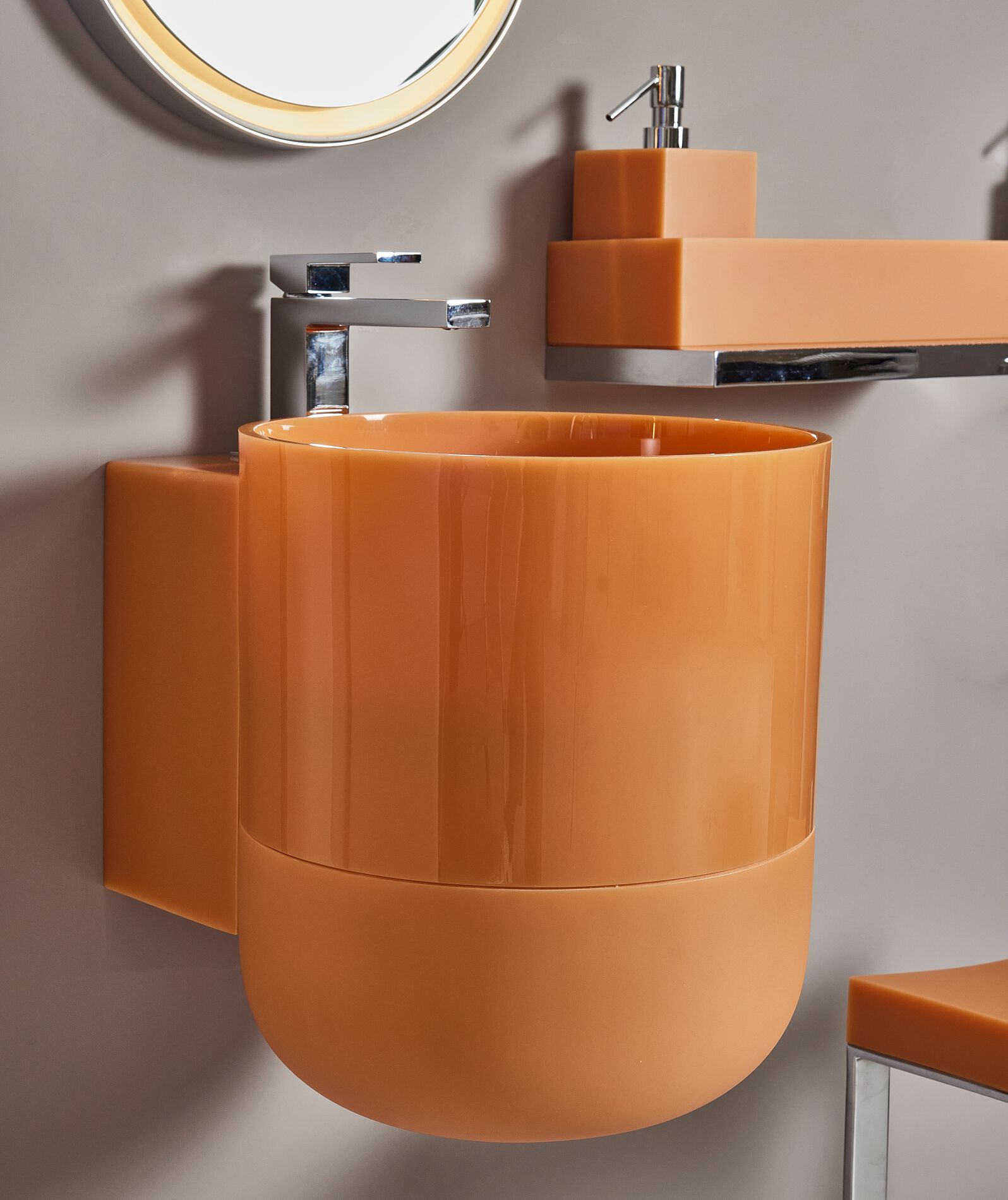 Смоляная подвесная ручная мойка Vallvé сердце ARCH-00082931 - Вид №2