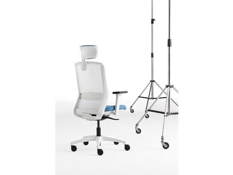 Поворотный сетчатый офисный стул с подлокотниками 5 спиц Nahu Halley ARCH-00140957 - Вид №1