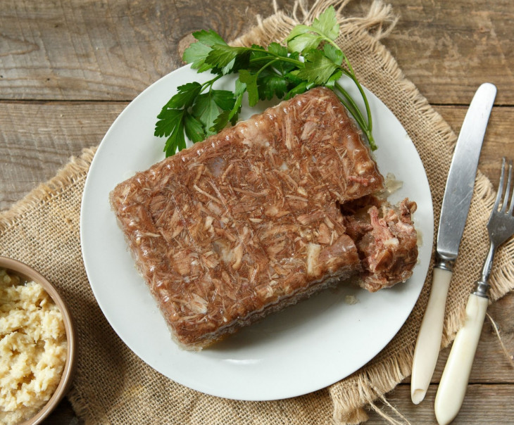 2238 Холодец из молодой говядины Вкусляндия 