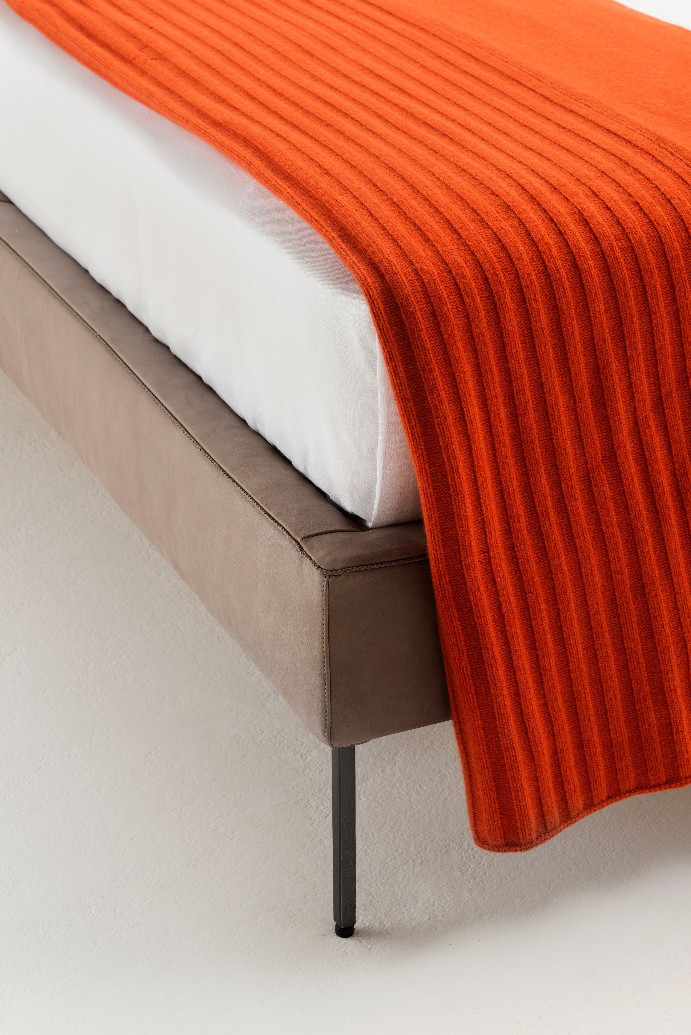 Кровать с капитонным изголовьем Living Divani Lipp ARCH-00050552 - Вид №2