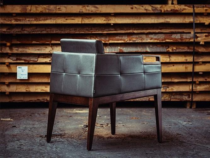 JMS Кожаное кресло с подлокотниками Roven M 580cr - Вид №1