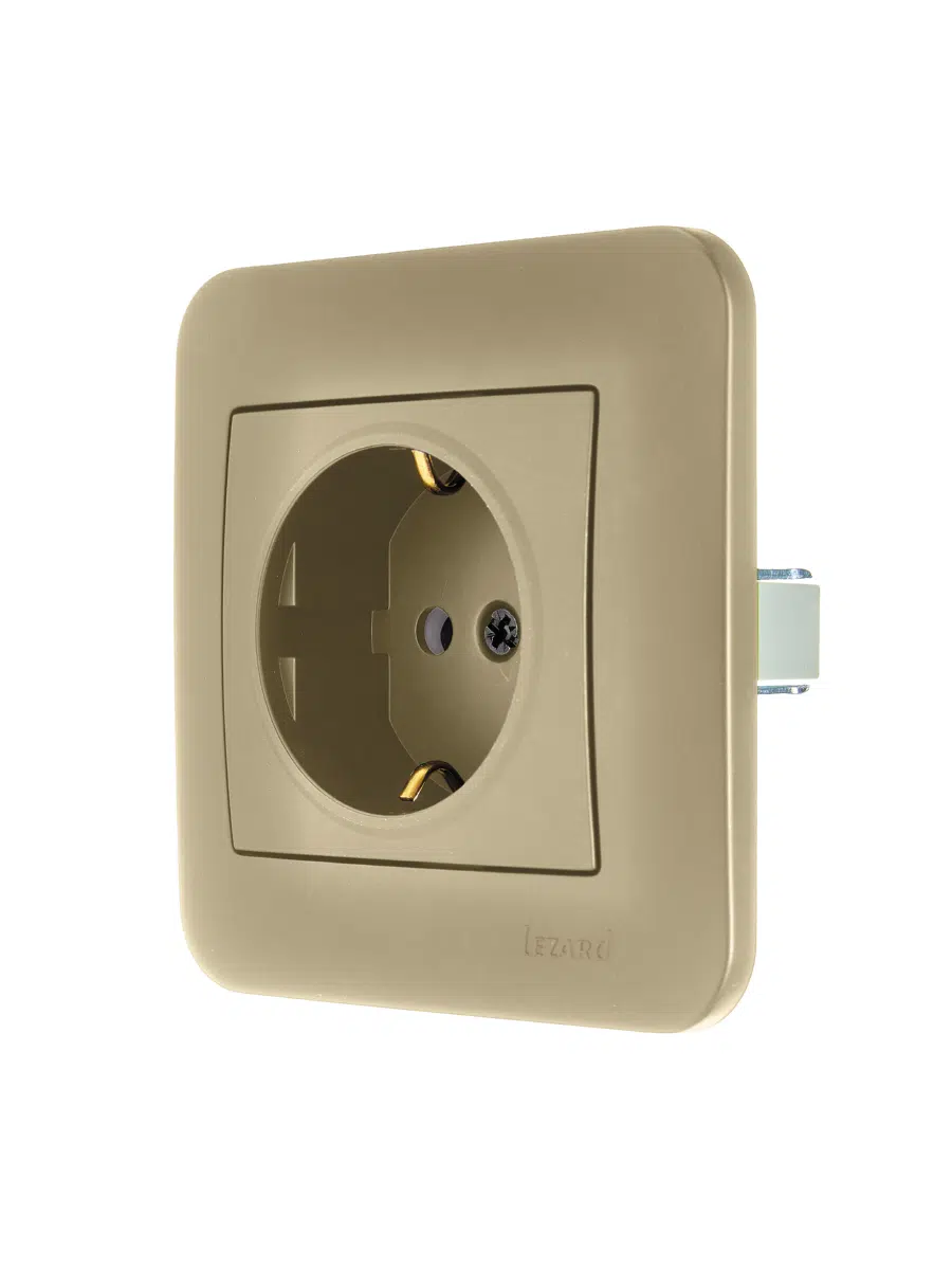 ASTI Розетка с защитой от детей ПБТ золото LEZARD 7081-3636-124B