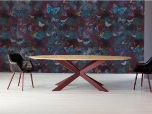 Devina Nais Овальный обеденный стол из массива дерева