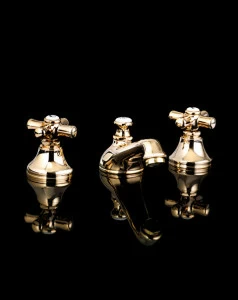 UTCI100 Кран для раковины City на 3 отверстия