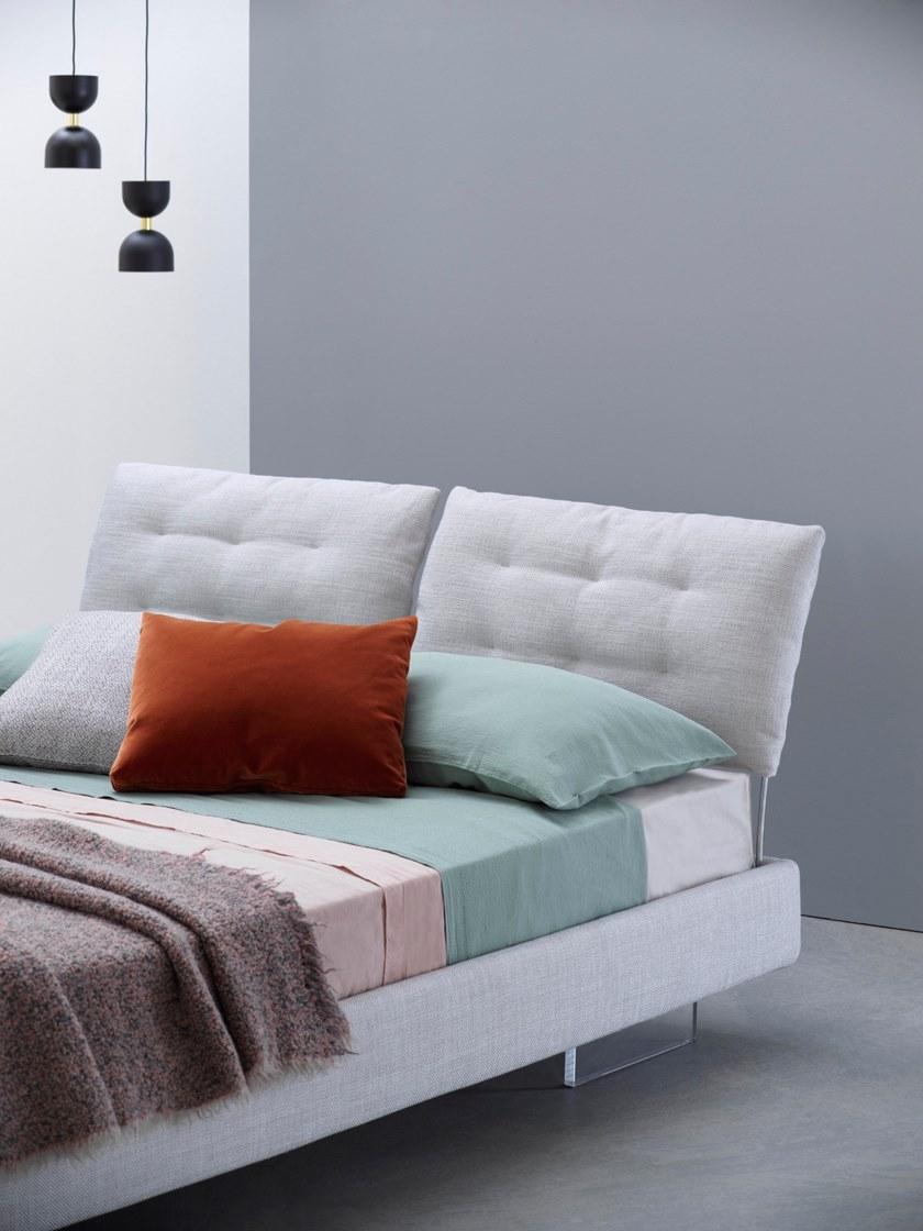 Saba Italia Двуспальная кровать из ткани с мягким изголовьем Limes sun-id-1442568 - Вид №3