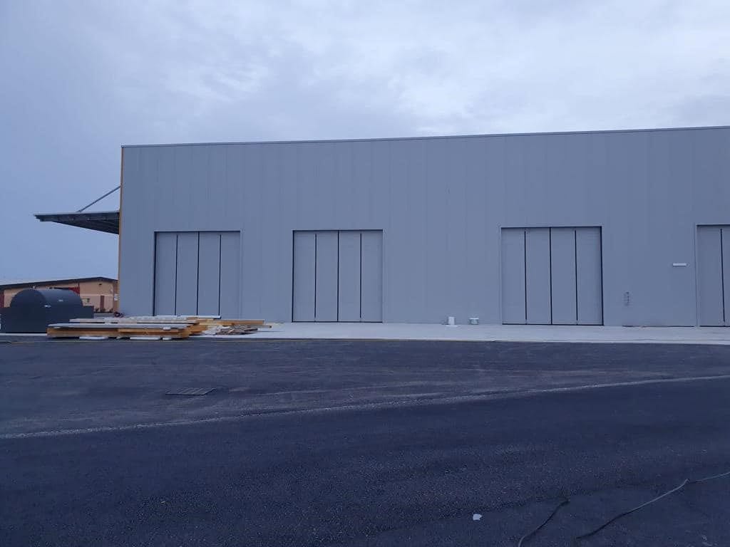 Изолированная металлическая панель для фасада ELCOM SYSTEM ТЕРМОПАРЕТЫ® ARCH-00037807 - Вид №19