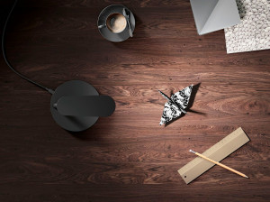 Стальная настольная лампа с диммером