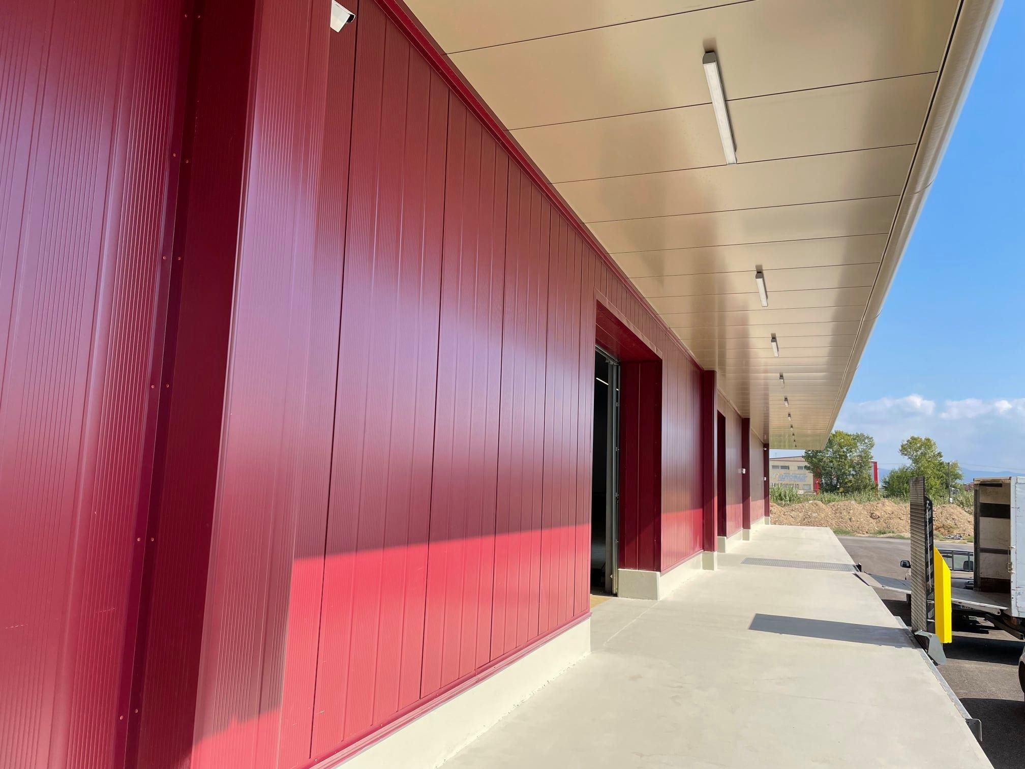 Изолированная металлическая панель для фасада ELCOM SYSTEM ТЕРМОПАРЕТЫ® ARCH-00037807 - Вид №22