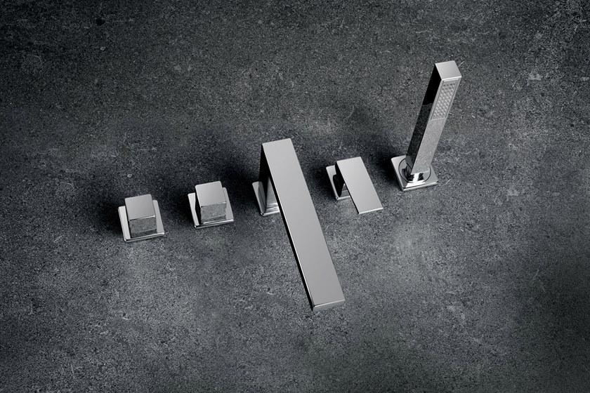 Fir Italia Комплект для ванны из латуни, 5 отверстий, с переключателем и ручным душем New playone 90 9031404 - Вид №1