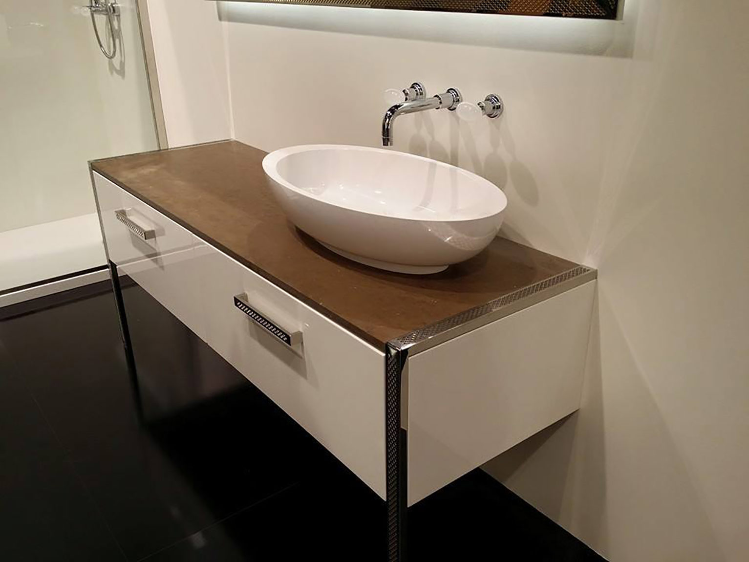 2101 ** 09C Комплект ванны с душем Nicolazzi Series Cristallo di Rocca  - Вид №4