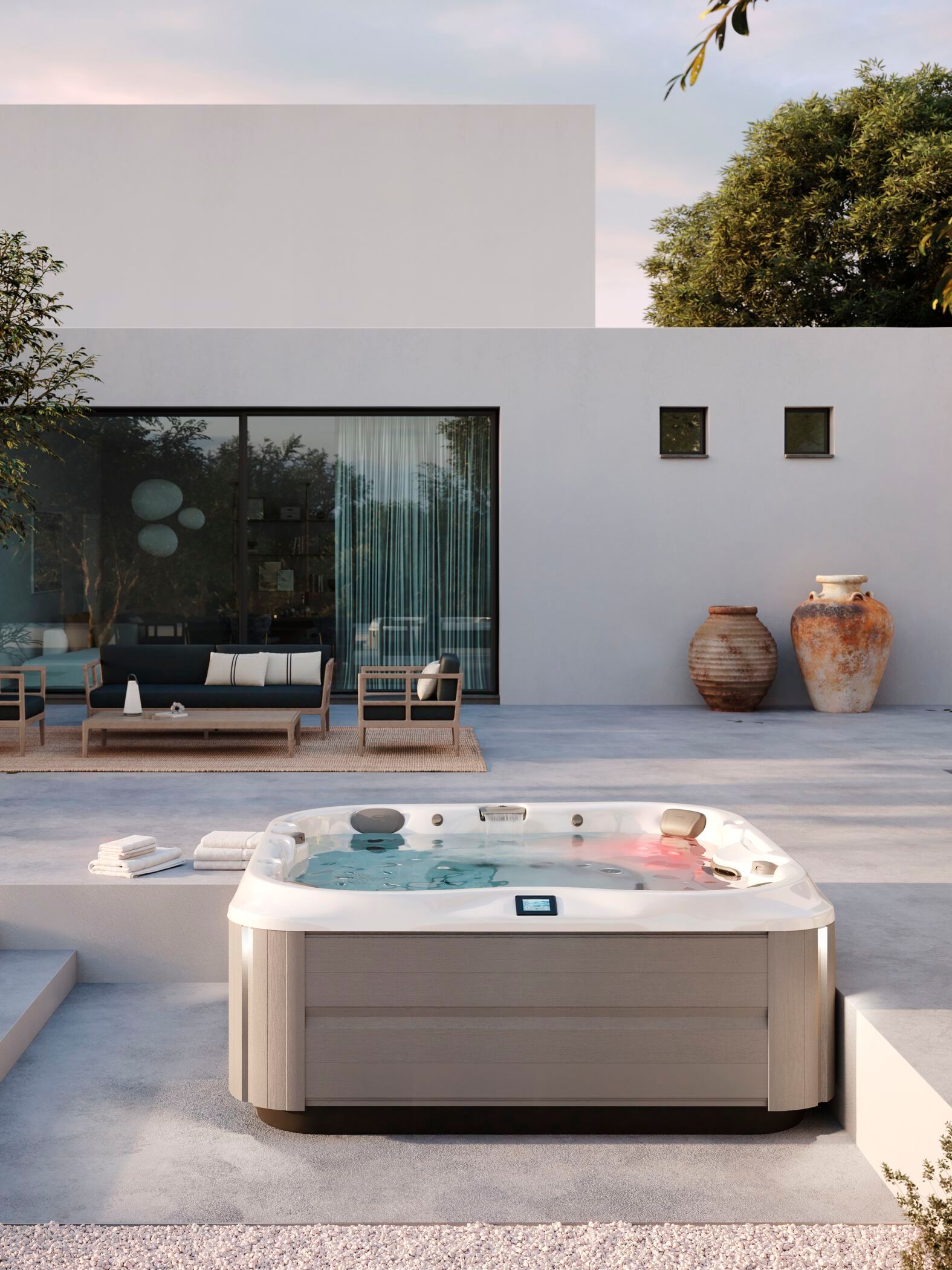 Надземный мини-бассейн с гидромассажем на 6 мест Jacuzzi® J-300™ ARCH-00070969