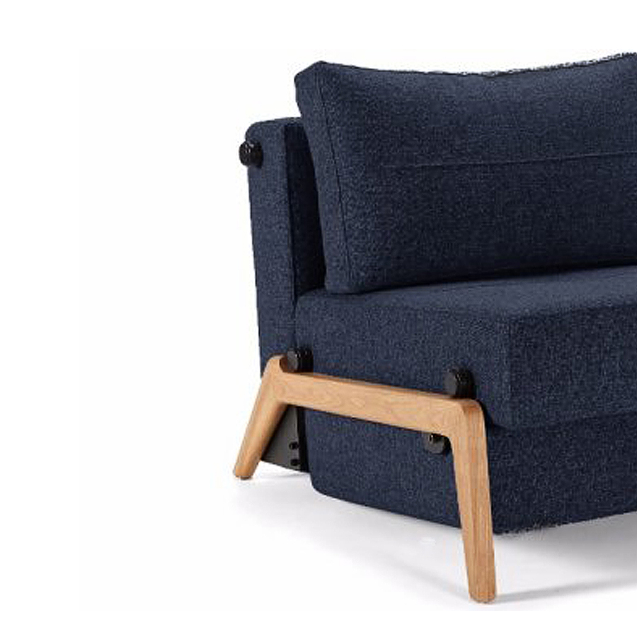 Кресло Cubed с дубовыми ножками, синее Innovation Living CUBEDCHOAK528 - Вид №1