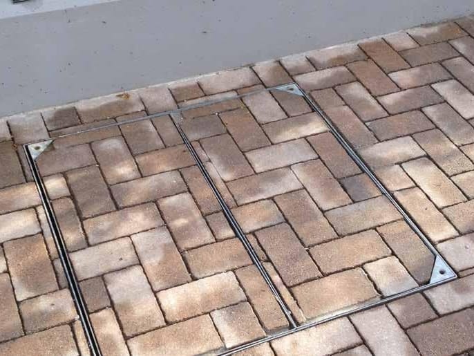 Крышка люка и решетка для гидросанитарной установки GRIDIRON KEY ARCH-00090679 - Вид №1