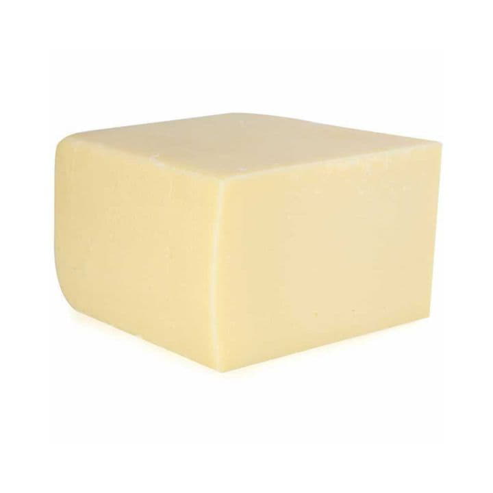 Сыр Чеддер Margot Fromages полутвёрдый коровий БЗМЖ Santreyd 10072