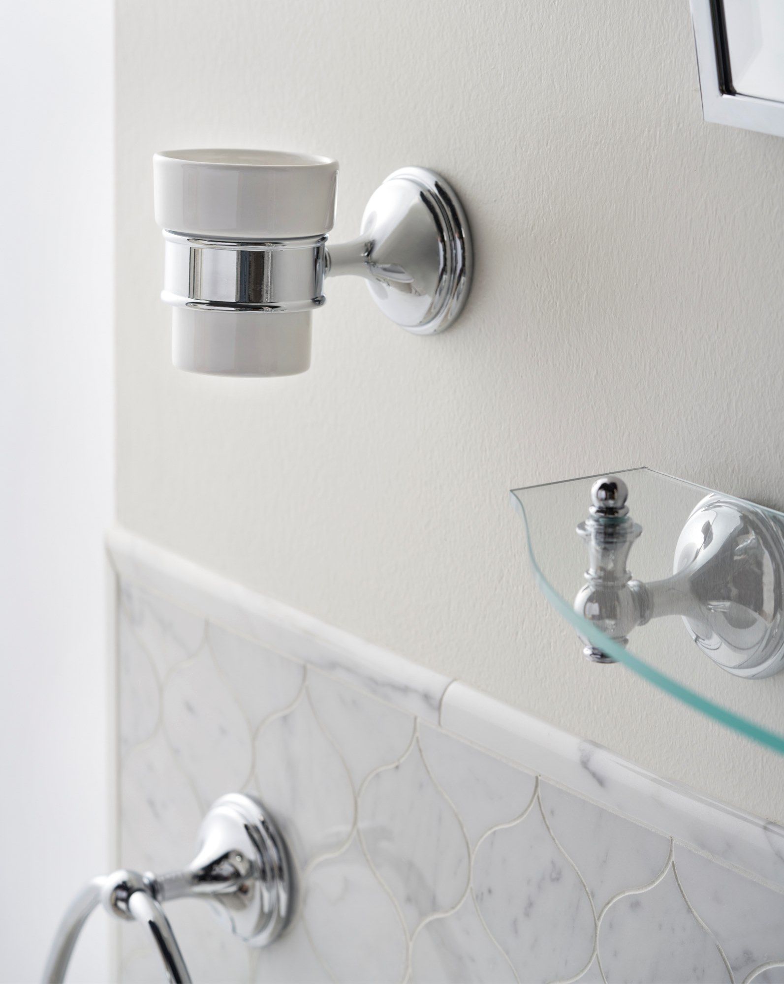 Керамический настенный держатель зубной щетки Devon&Devon Kalos ARCH-00149609