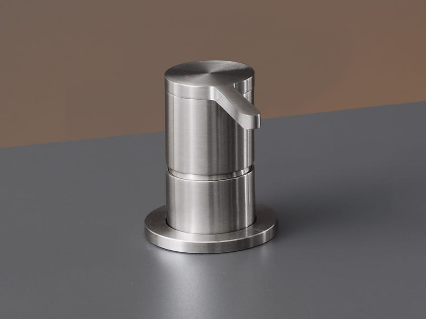 Нажмите Открыть/закрыть на полу CEADESIGN INNOVO ARCH-00122733