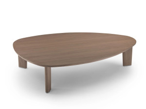 Низкий деревянный журнальный столик