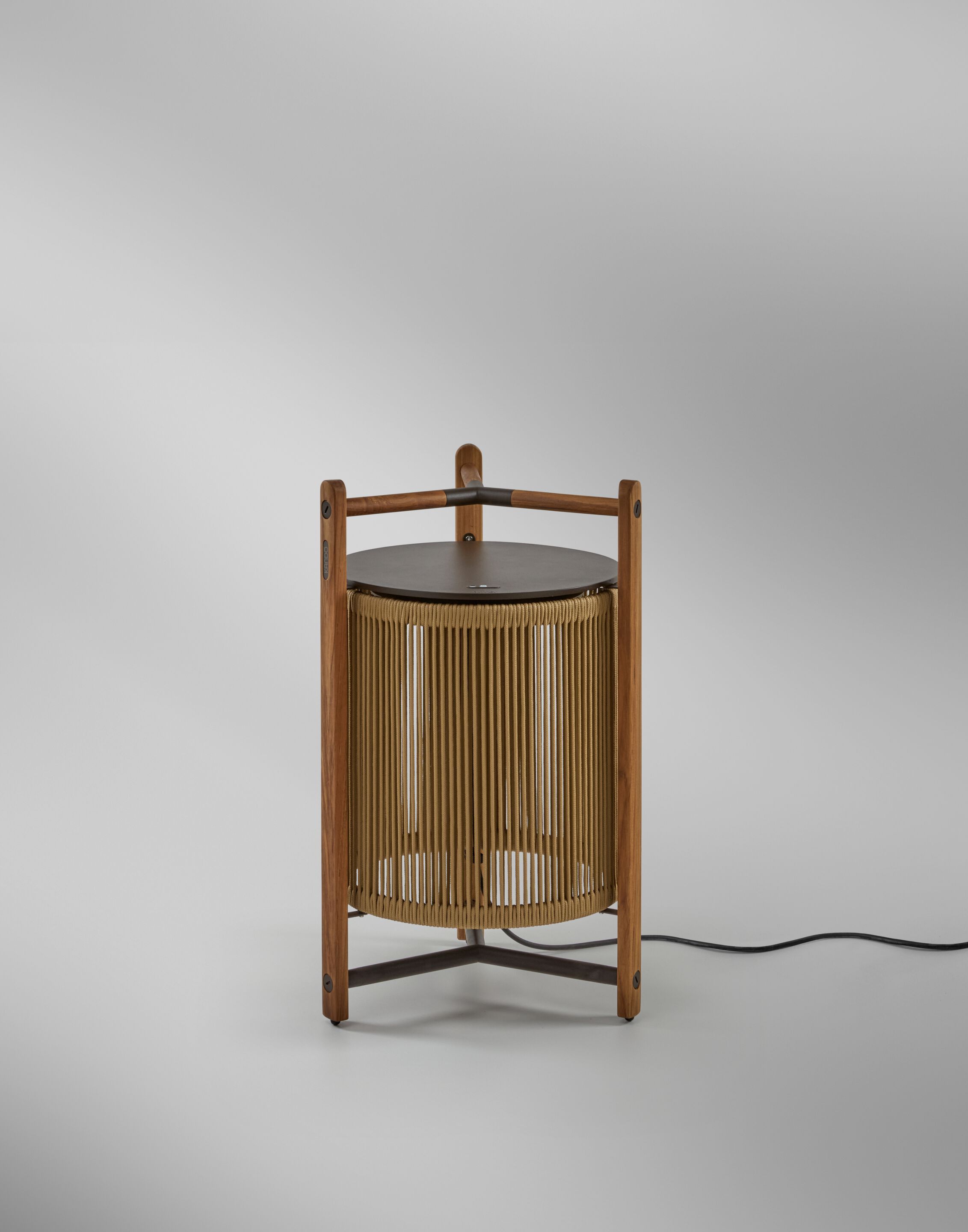 Деревянный светодиодный торшер с регулируемой яркостью Bover Kando ARCH-00053849