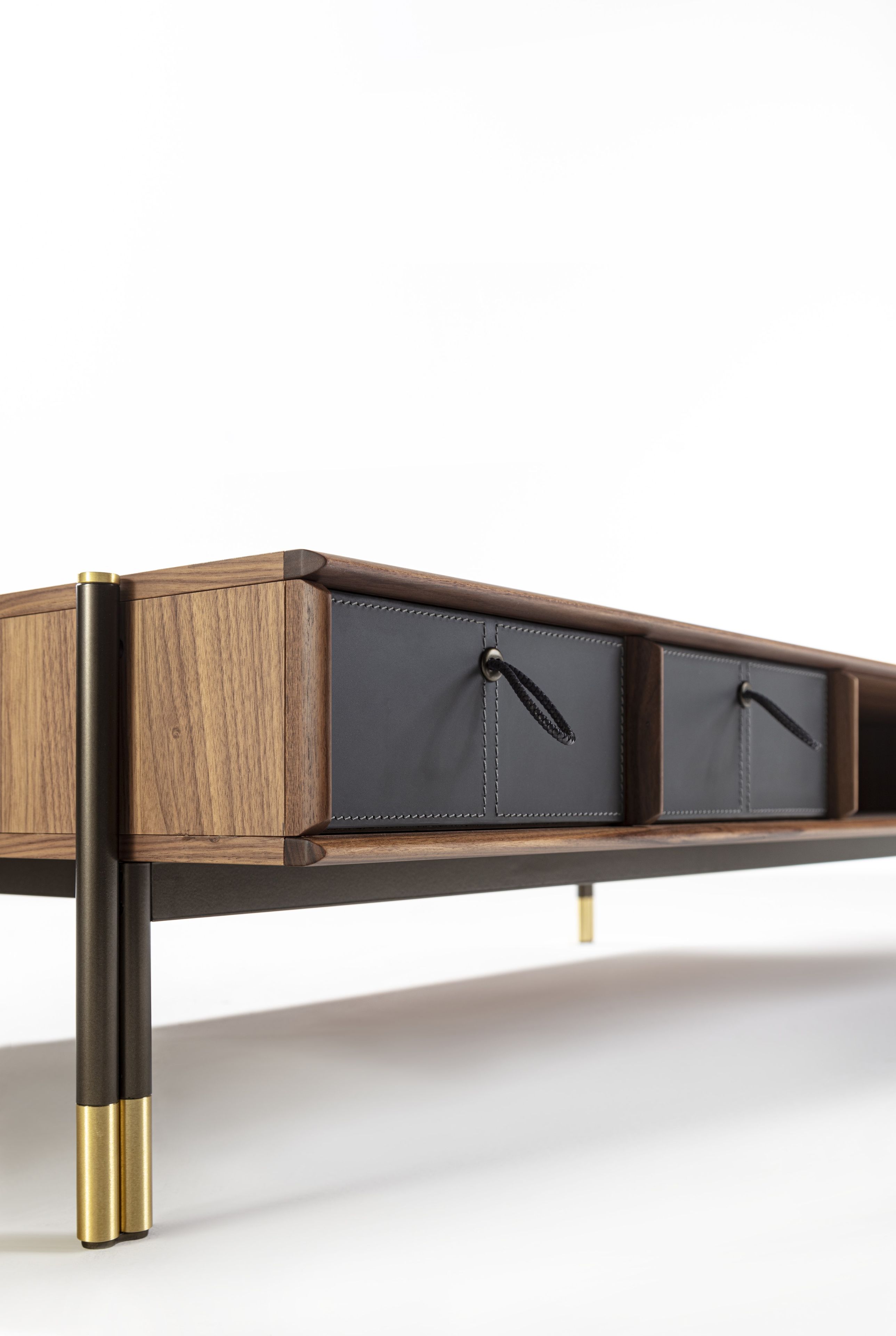 Прямоугольный низкий журнальный столик из орехового дерева Porada Twenty ARCH-00132389 - Вид №2