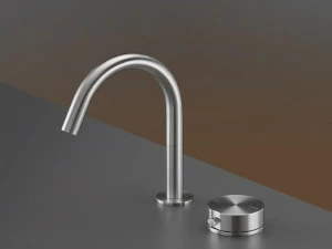 Ceadesign Смеситель для умывальника из нержавеющей стали на 2 отверстия с регулируемым изливом Giotto plus Gio 74