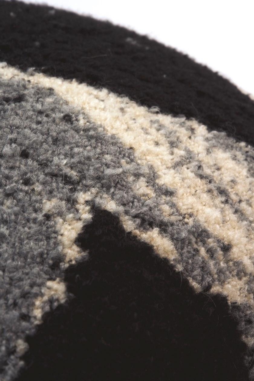 Ethnicraft Подушка из ткани квадратная Refined layers 21036/21037 - Вид №4