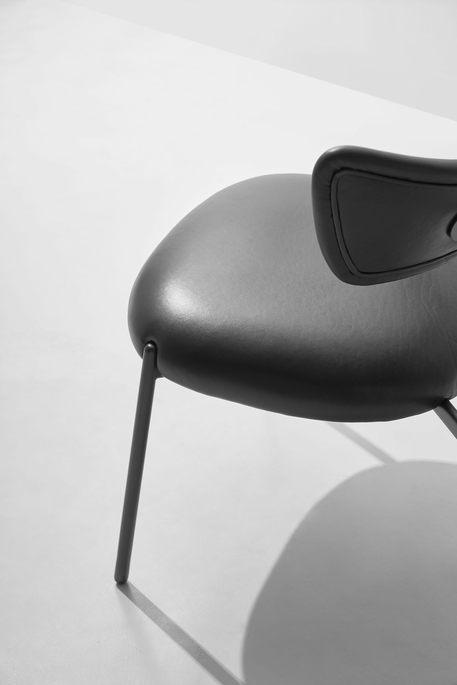 Кожаное кресло District Eight Dragonfly ARCH-00141013 - Вид №12