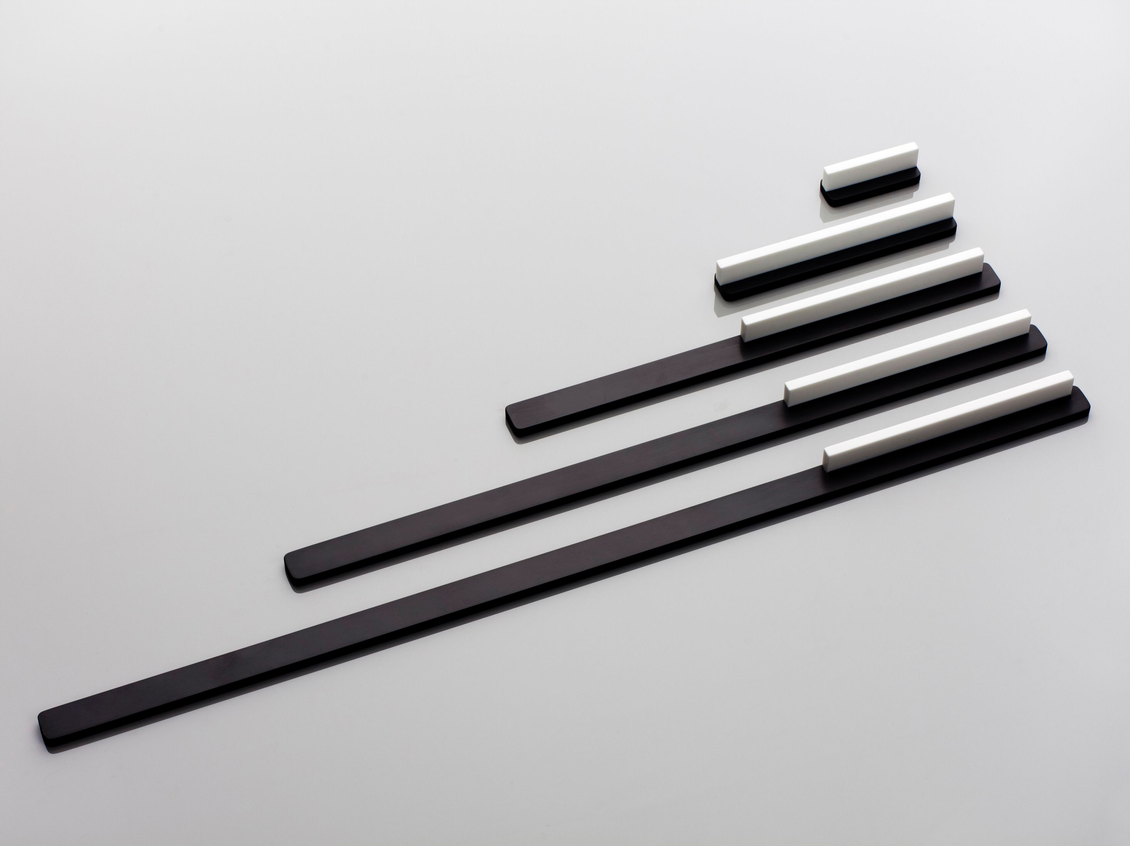 Модульная мебельная ручка Corian® AMOSDESIGN LINIE 6 ARCH-00083377 - Вид №1