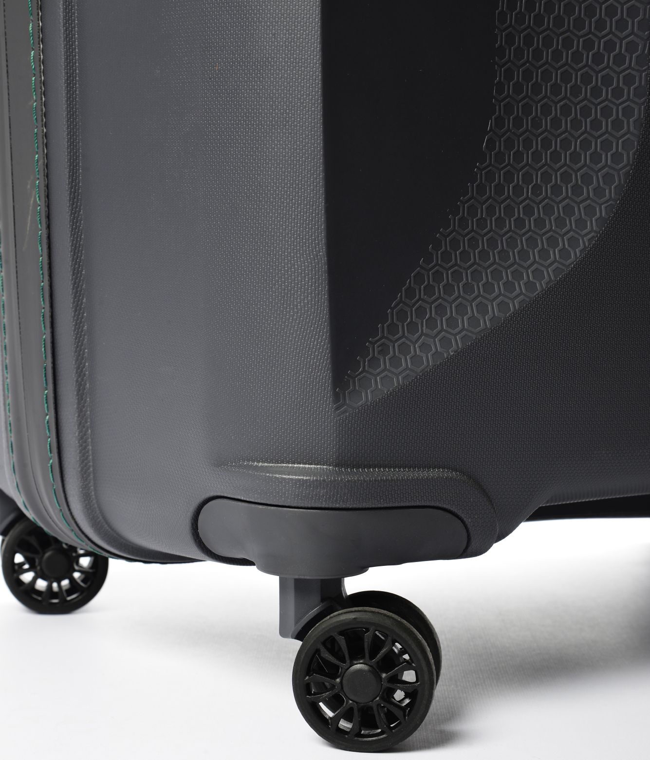 EPB401-01 Чемодан EPB401 Spinner L Epic Phantom BIO  - Вид №8