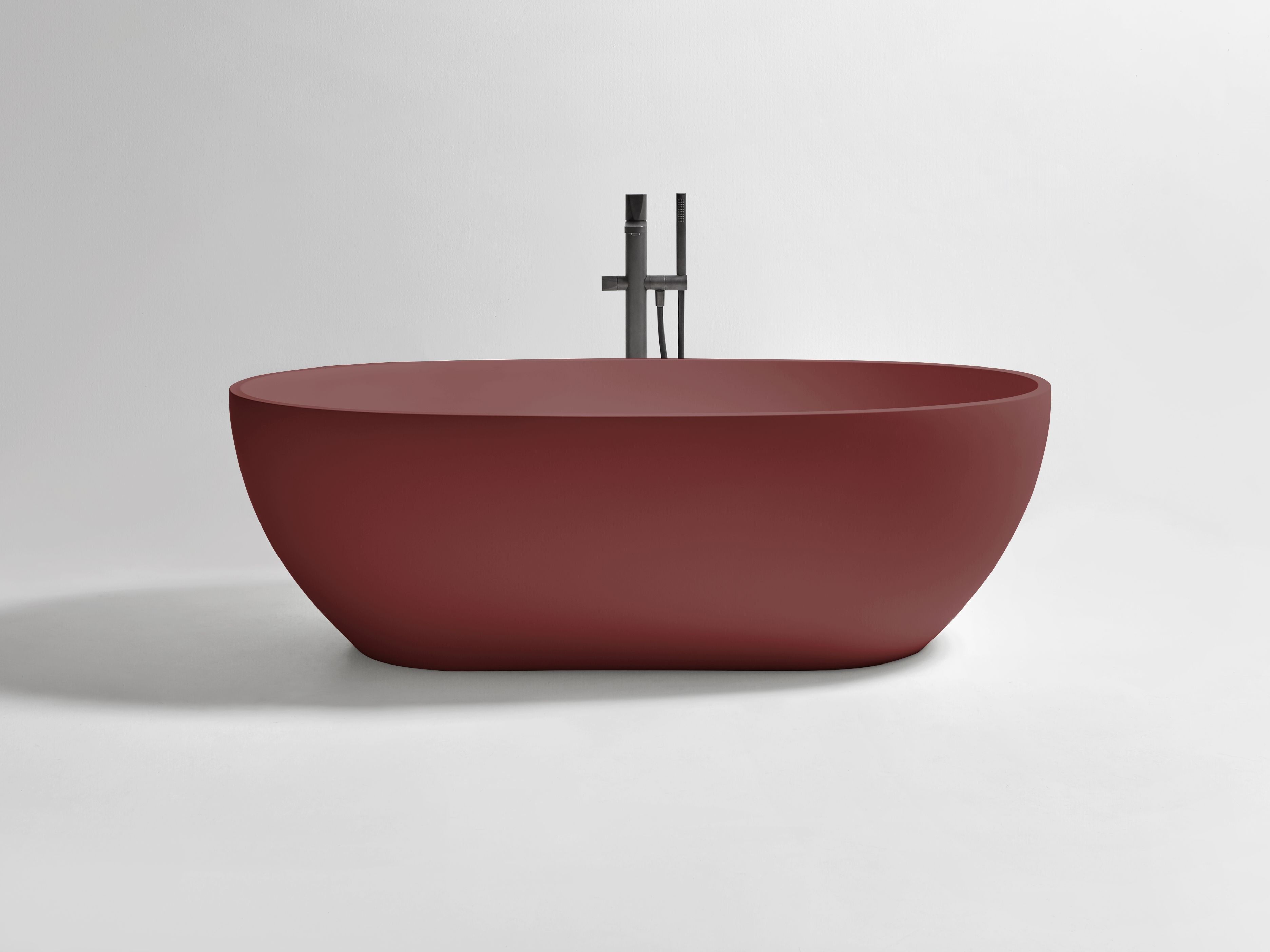 Овальная ванна в центре комнаты в Colormood Antoniolupi REFLEXLIGHT ARCH-00023725 - Вид №8