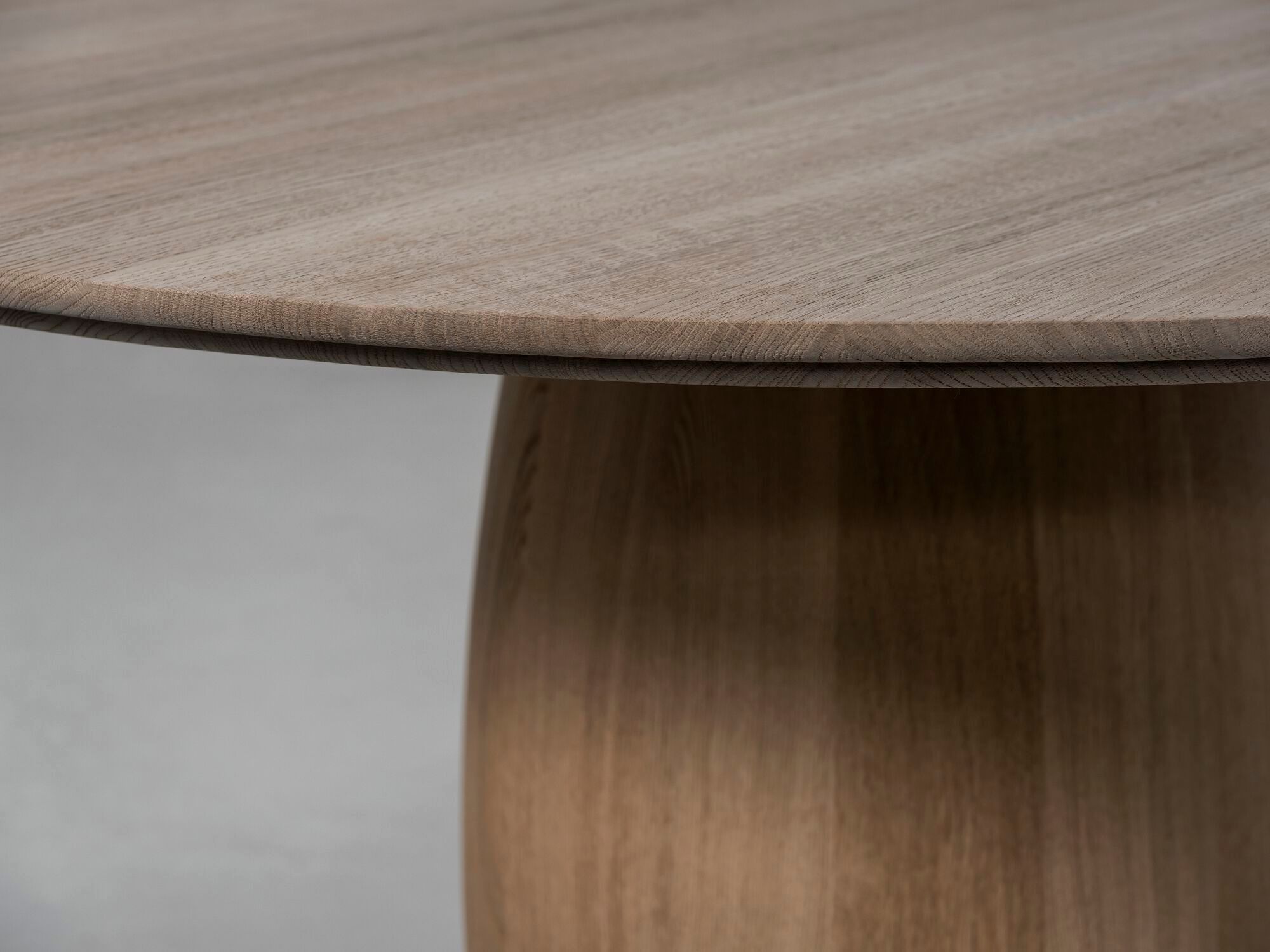 Круглый дубовый обеденный стол Van Rossum BARREL ARCH-00140552 - Вид №3