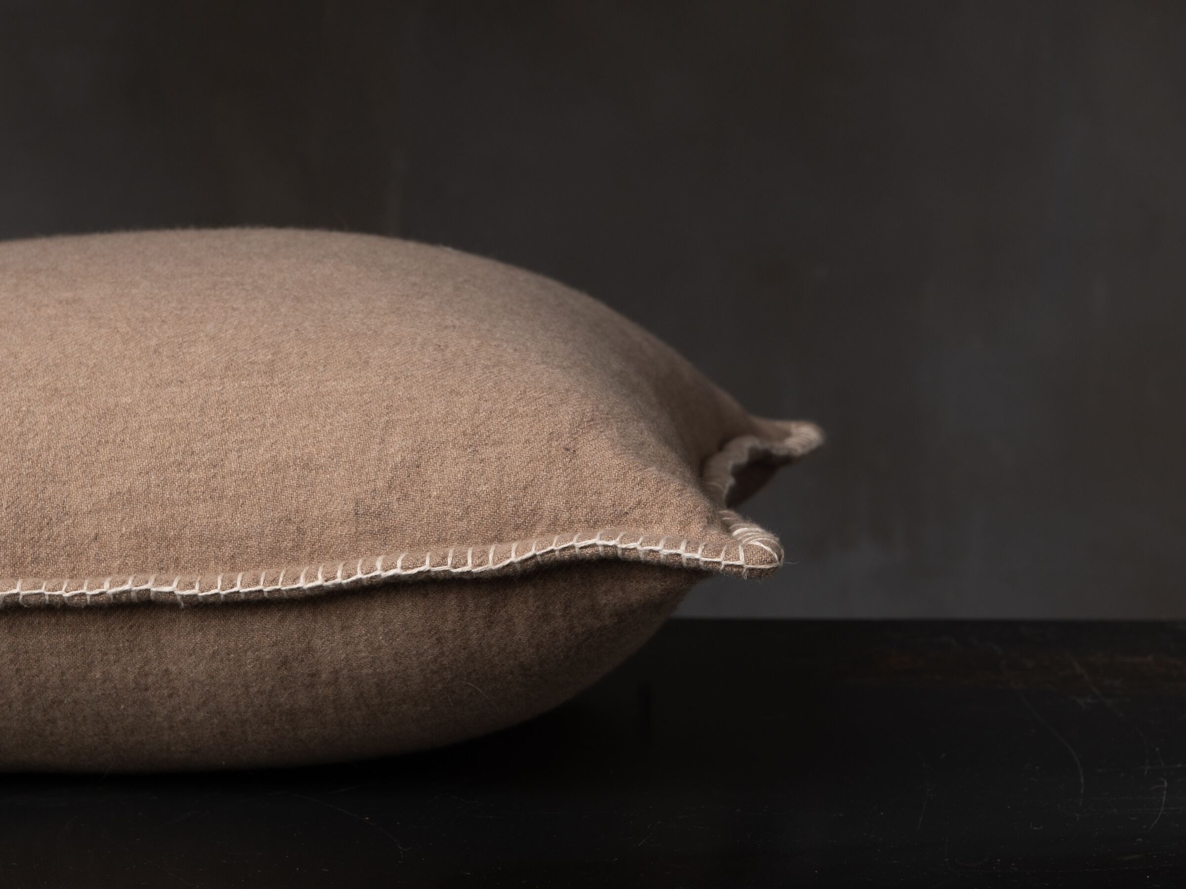 Прямоугольная кашемировая подушка The House of Lyria PINZA ARCH-00070261 - Вид №2