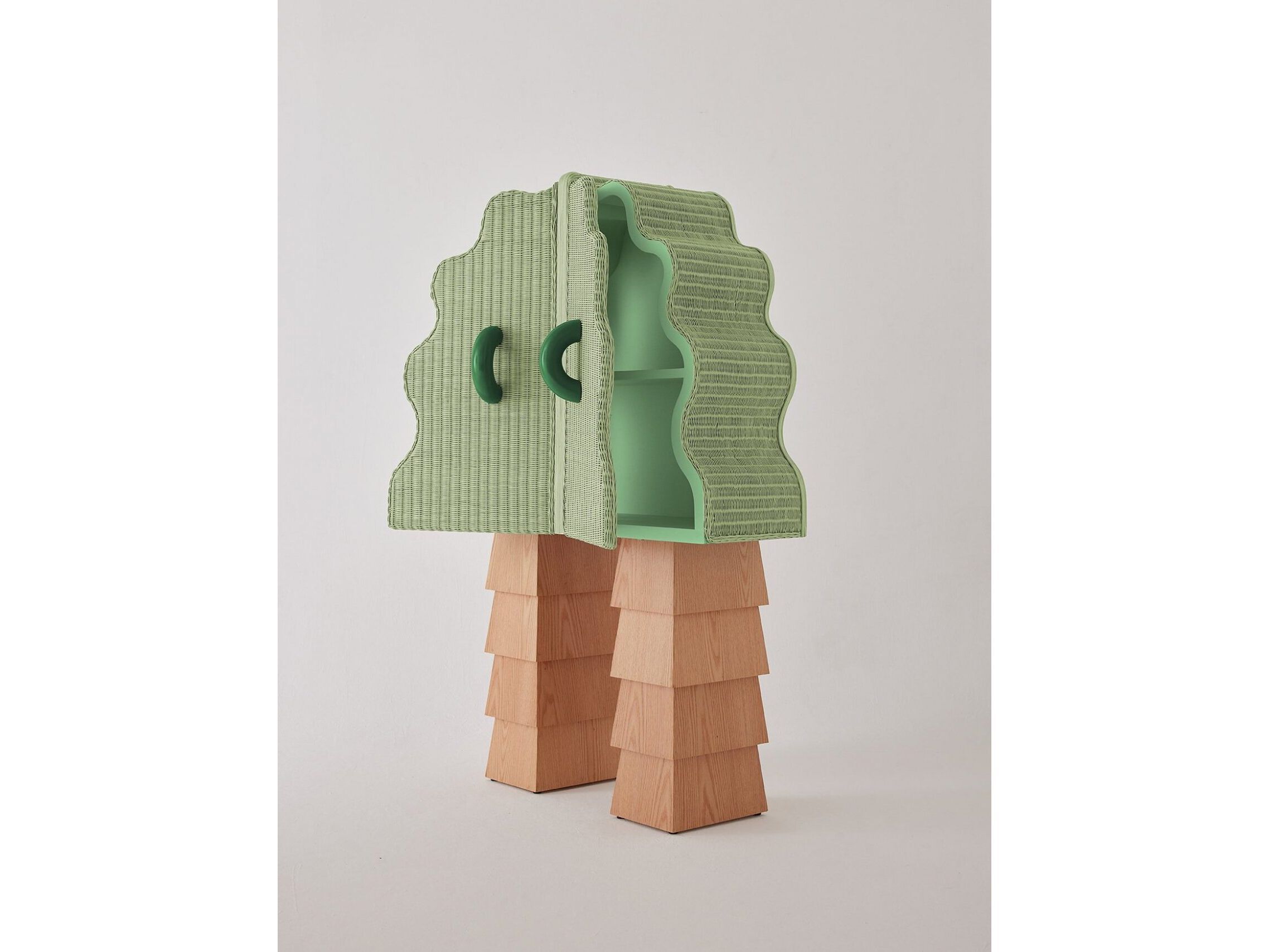 Шкаф из ясеня и ротанга с распашными дверцами LO Contemporary VENTURA ARCH-00005664 - Вид №1