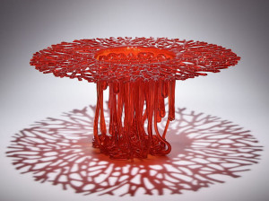 Центральная часть / стеклянная скульптура