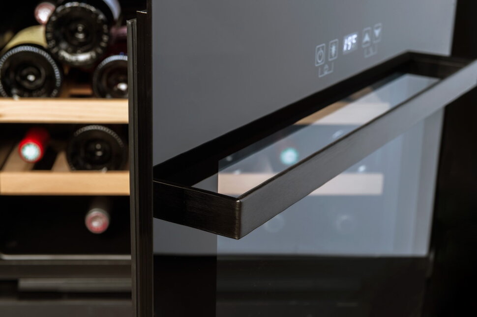 9094737 Встраиваемый винный шкаф LaSommeliere LSBI28B черный STDN-0065486 - Вид №7