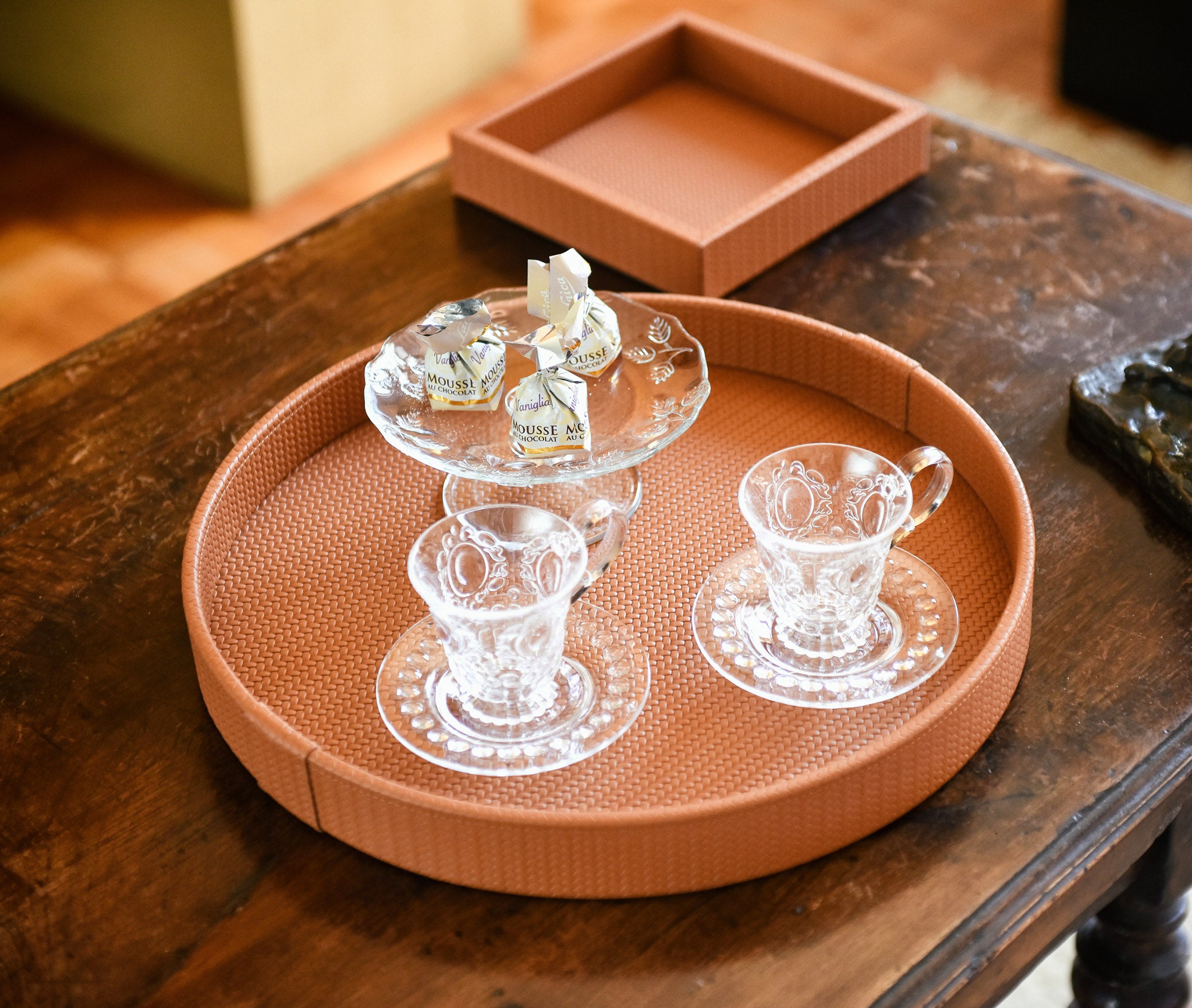 Gea Круглый поднос - Ø 50 см / зернистая кожа_coffee Pinetti 00.1419.029.015 - Вид №3