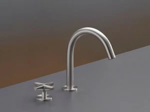 Ceadesign Гидропрогрессивный смеситель на 2 отверстия с поворотным изливом Cross Crx 01