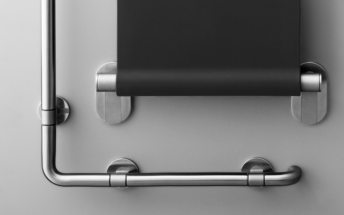 14751202902 Душевая система с поручнями для безбарьерного доступаd line Knud Holscher  - Вид №1