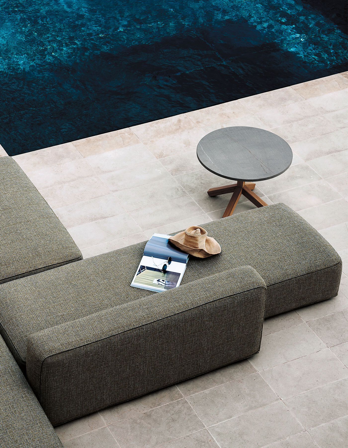 Круглый садовый столик RODA ARCH-00003780 - Вид №1