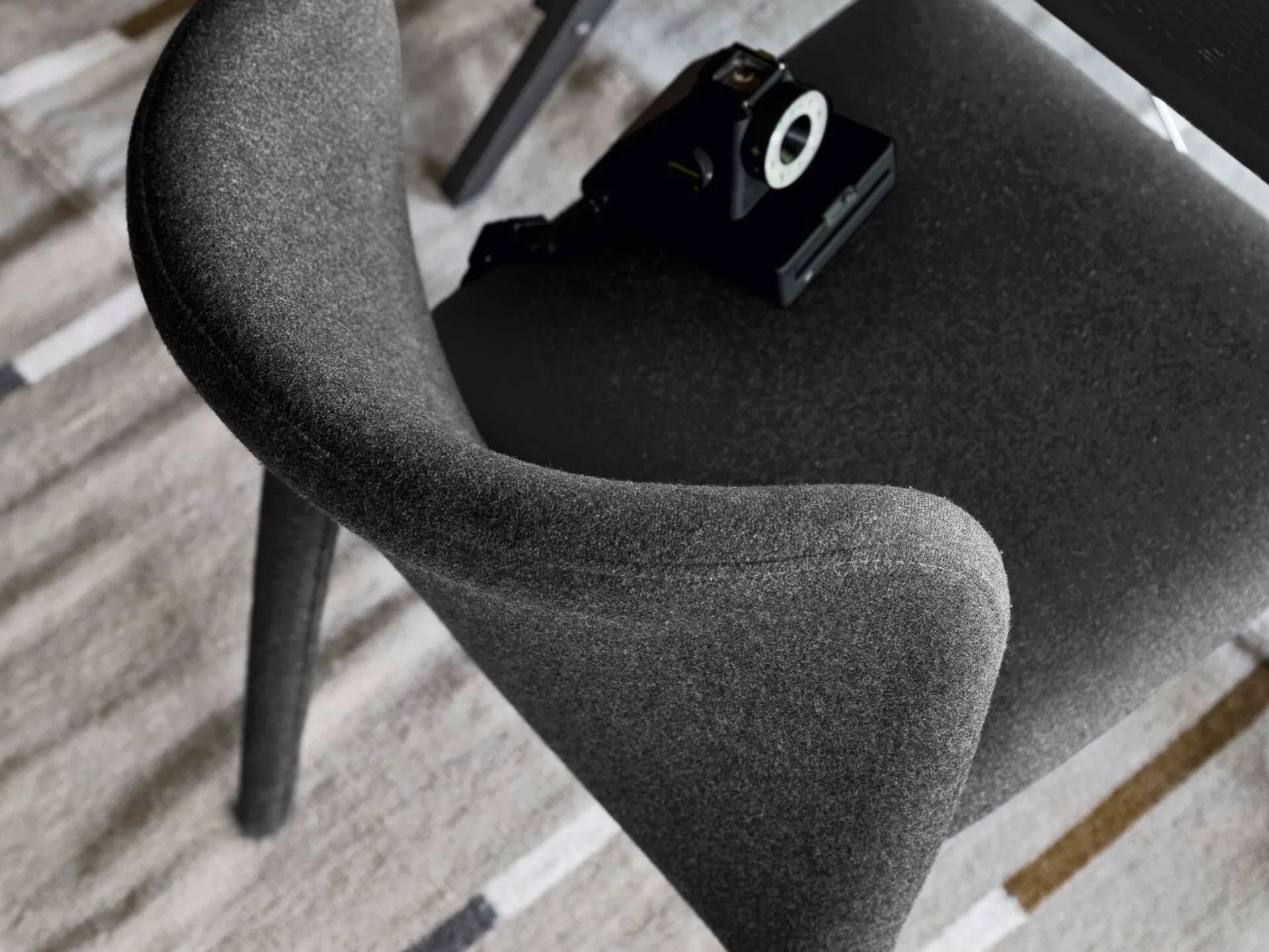 Штабелируемый тканевый мягкий стул Alf DaFrè KAROL ARCH-00095157 - Вид №1