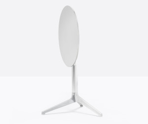 Штабелируемый стол с алюминиевым откидным верхом