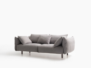 Диван из переработанной ткани