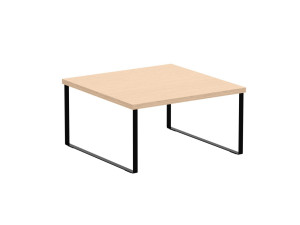 Квадратный журнальный столик из дуба